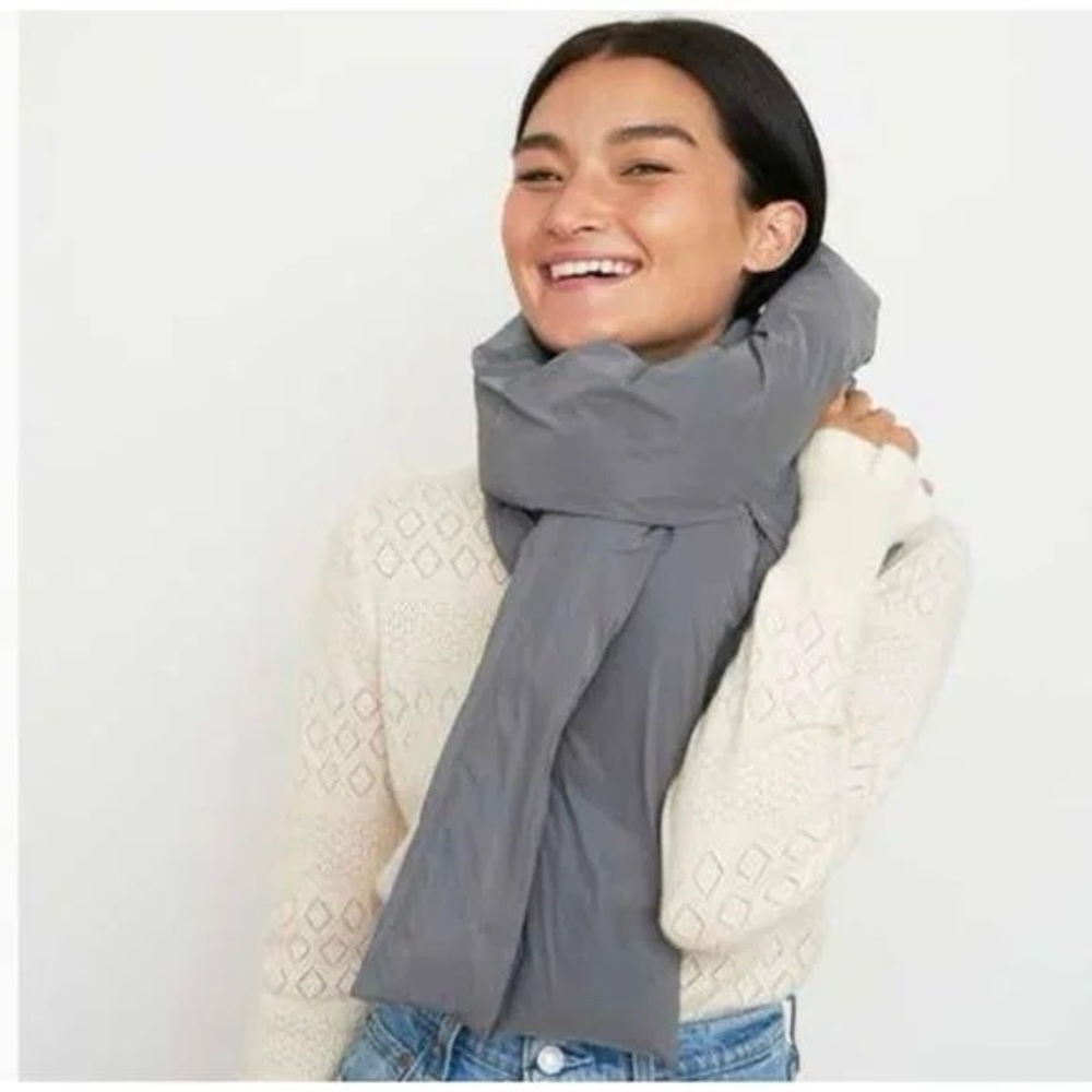 Shaci The Label Grey Puffer Scarf - Picture 2 of 8